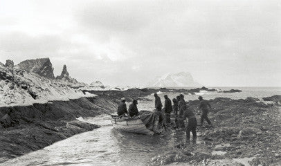 First landing on Elephant Island