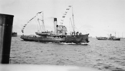 The triumphant Yelcho with crew