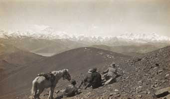 Everest from Pang La