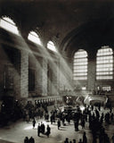 Holiday crowd at Grand Central Terminus