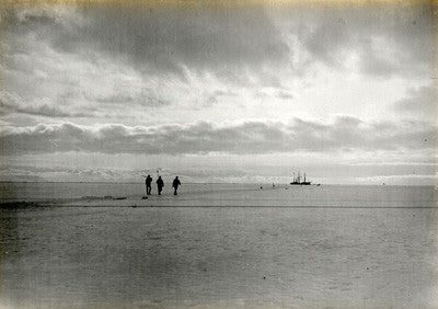 Captain Scott, Wilson and Evans returning to ship across the ice