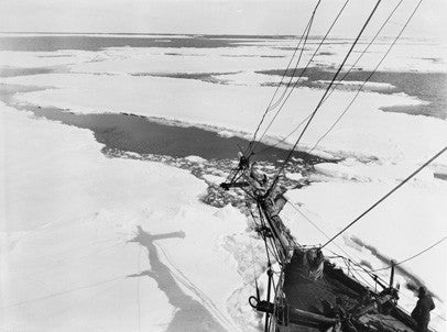 The bow of the Endurance enters the pack ice