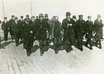 Ernest Shackleton and dignitaries at Punta Arenas