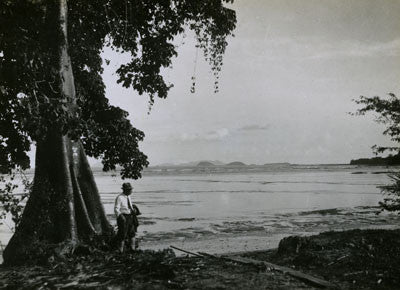 The beach, Old Panama