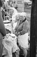 Women selling food at a railway station, Amazar